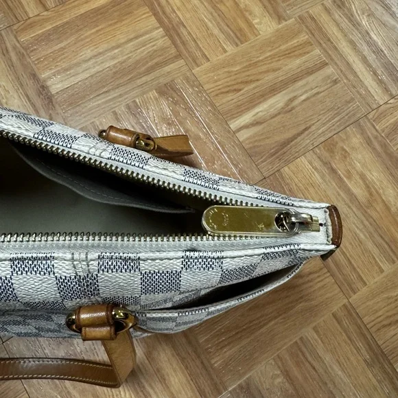 Louis Vuitton damier azur totally PM tote